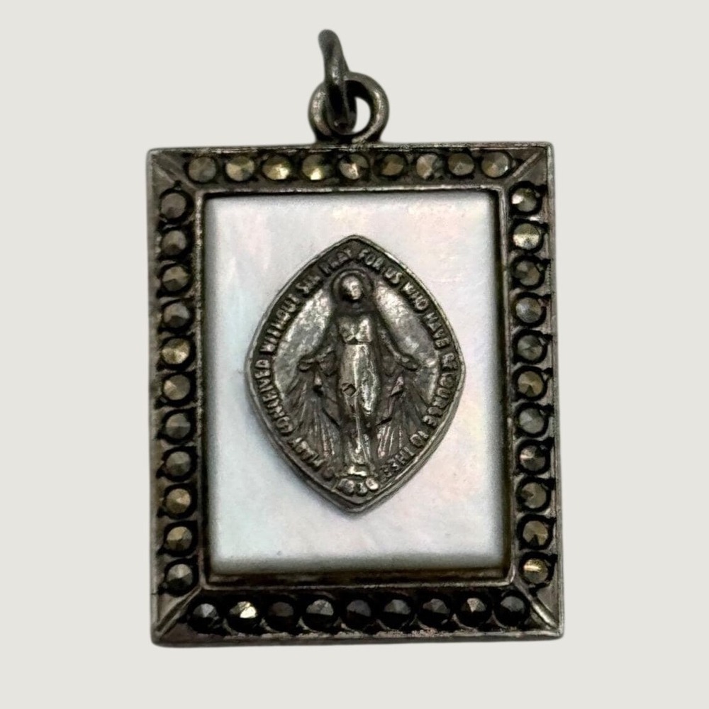 Vintage‎ Sterling Silver Mother of Pearl Marcasite Miraculous Mary Medal Pendant